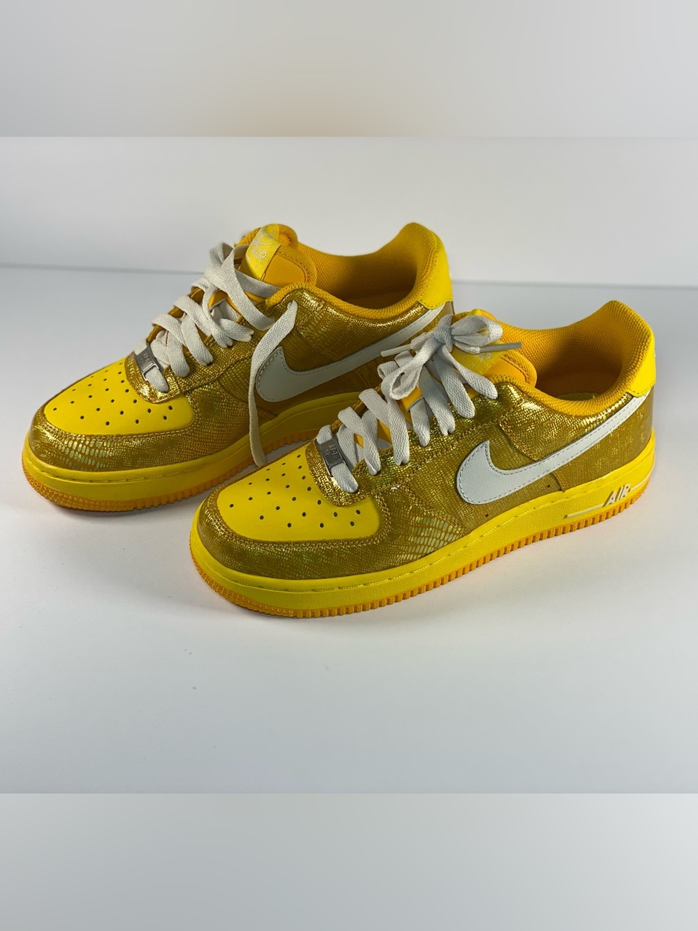 Nike AF1 Womens Yellow and White Low-Top Sneakers